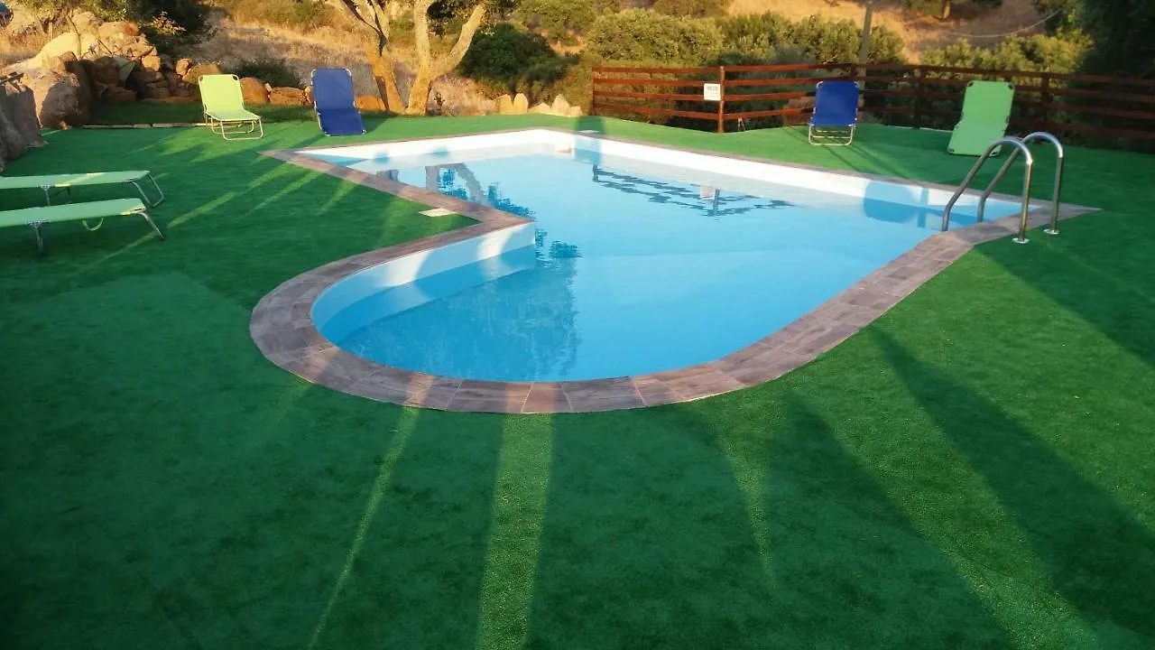 Agriturismo Sa E Padedda Mores 0*,